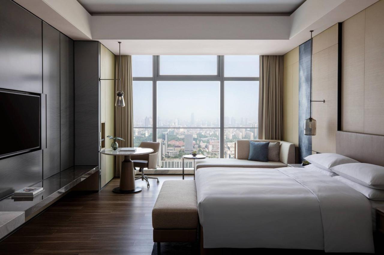 Zhangjiagang Marriott Hotel Екстериор снимка