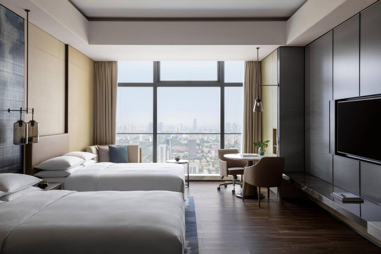 Zhangjiagang Marriott Hotel Екстериор снимка