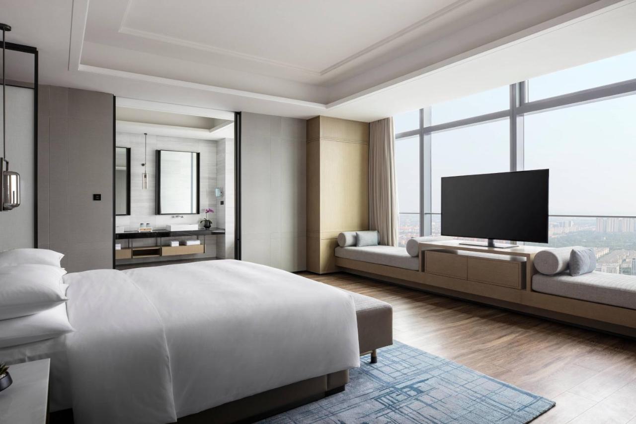 Zhangjiagang Marriott Hotel Екстериор снимка