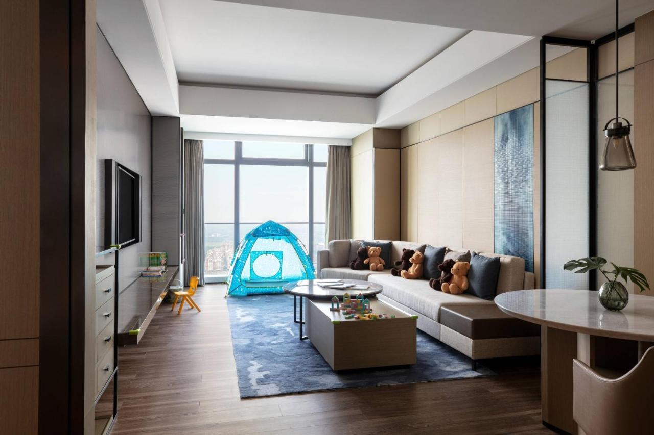 Zhangjiagang Marriott Hotel Екстериор снимка