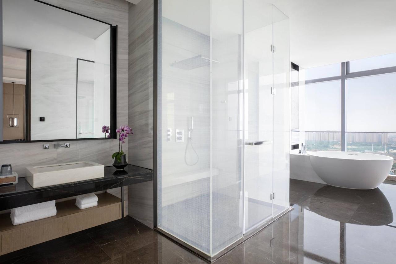 Zhangjiagang Marriott Hotel Екстериор снимка