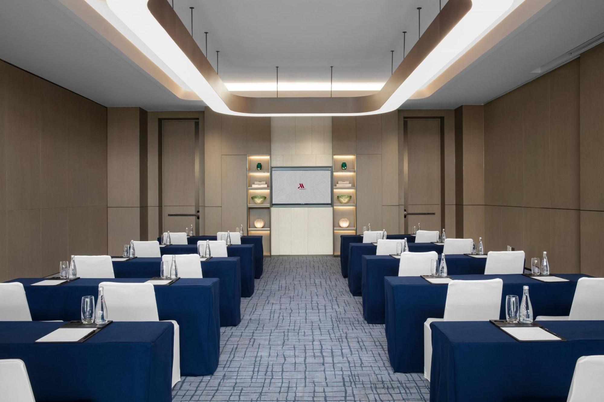 Zhangjiagang Marriott Hotel Екстериор снимка