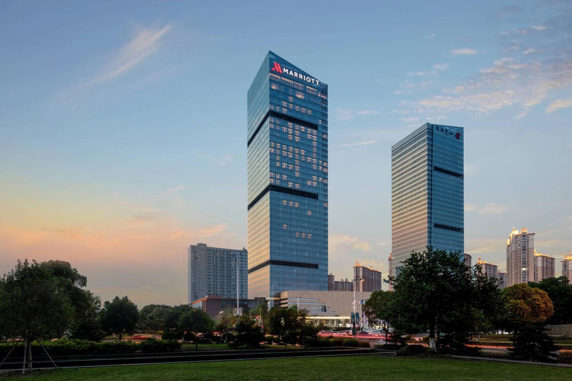Zhangjiagang Marriott Hotel Екстериор снимка